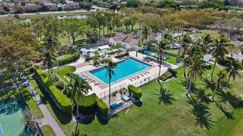 7408 Rockbridge Circle Lake Worth FL 33467