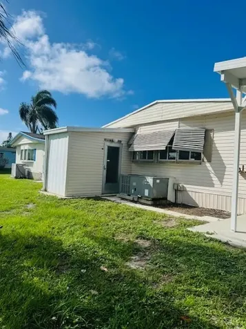 19 W Caribbean Port St Lucie FL 34952
