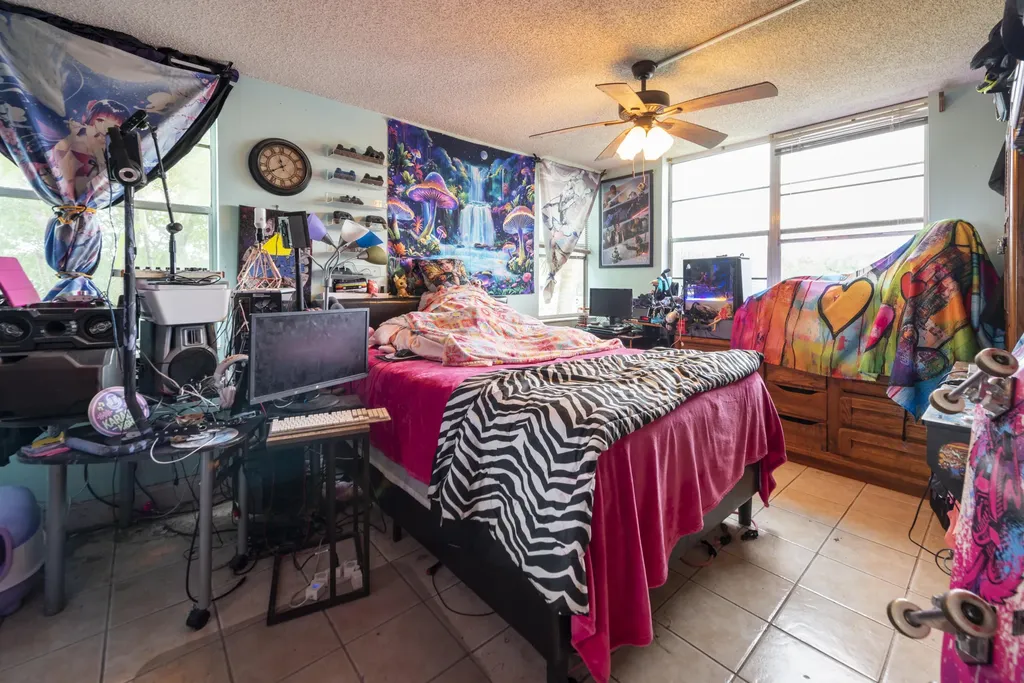 9450 Poinciana Place Davie FL 33324