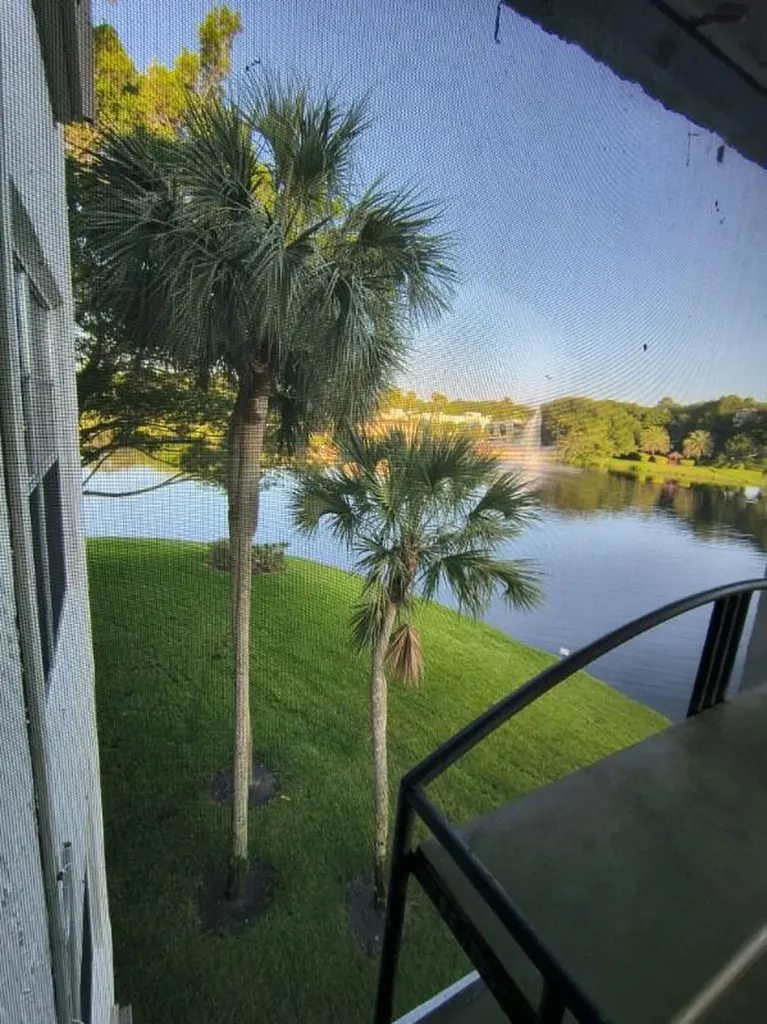 9450 Poinciana Place Davie FL 33324