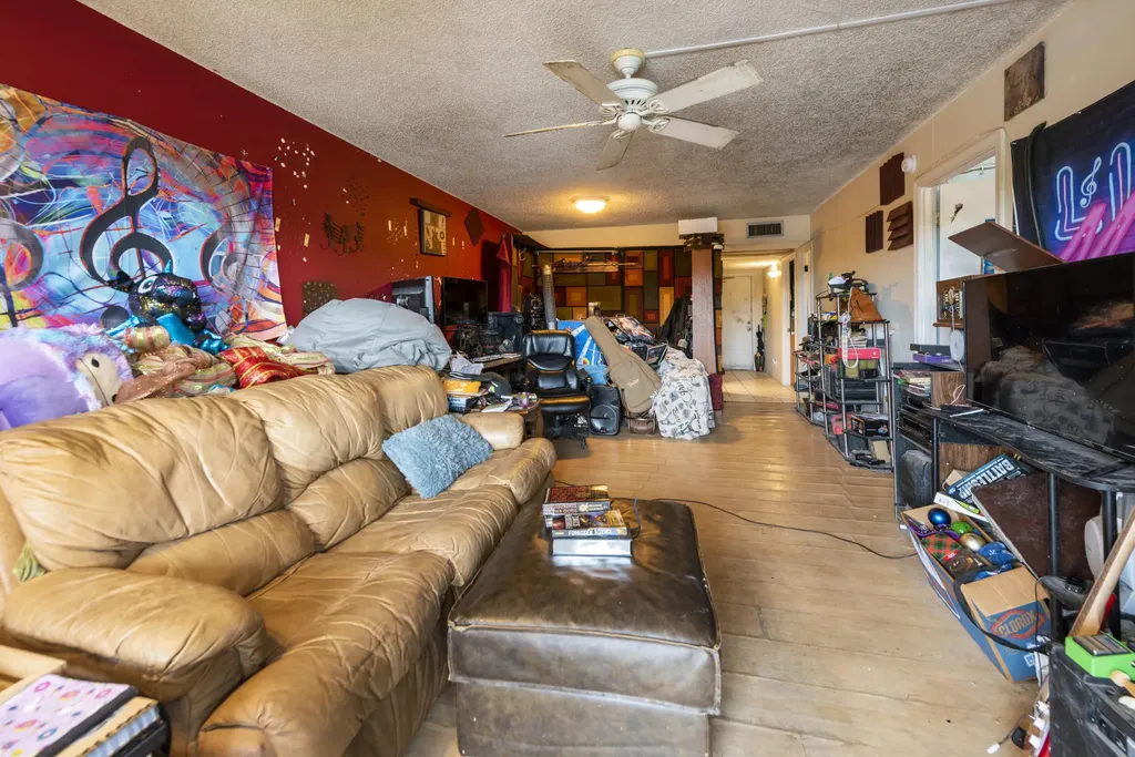 9450 Poinciana Place Davie FL 33324