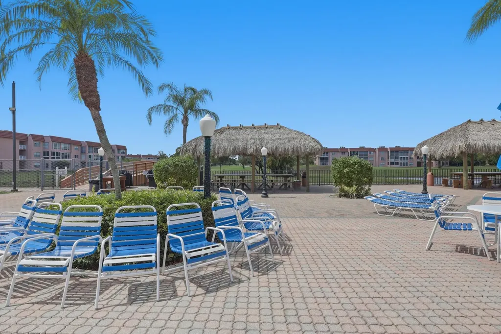 9861 Sunrise Lakes Boulevard Sunrise FL 33322