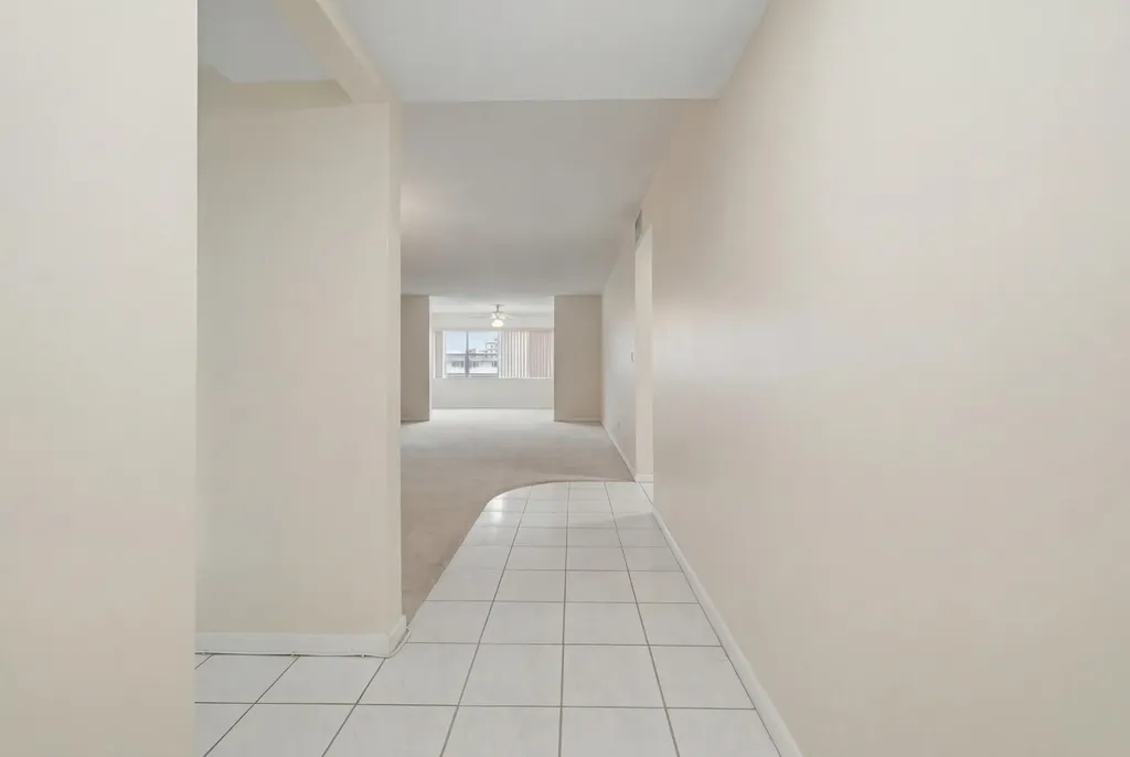9861 Sunrise Lakes Boulevard Sunrise FL 33322