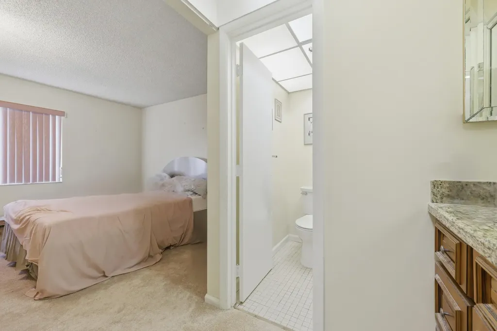 9861 Sunrise Lakes Boulevard Sunrise FL 33322