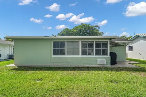 4631 NW 45th Court Tamarac FL 33319
