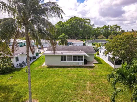 4631 NW 45th Court Tamarac FL 33319