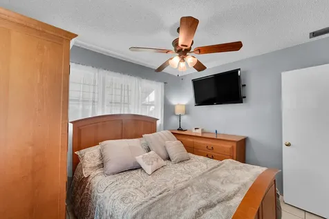 4631 NW 45th Court Tamarac FL 33319