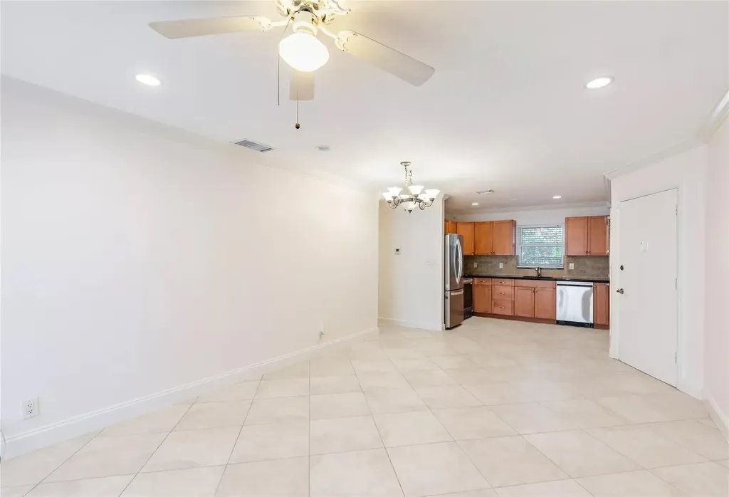 10693 N Military Trail Palm Beach Gardens FL 33410