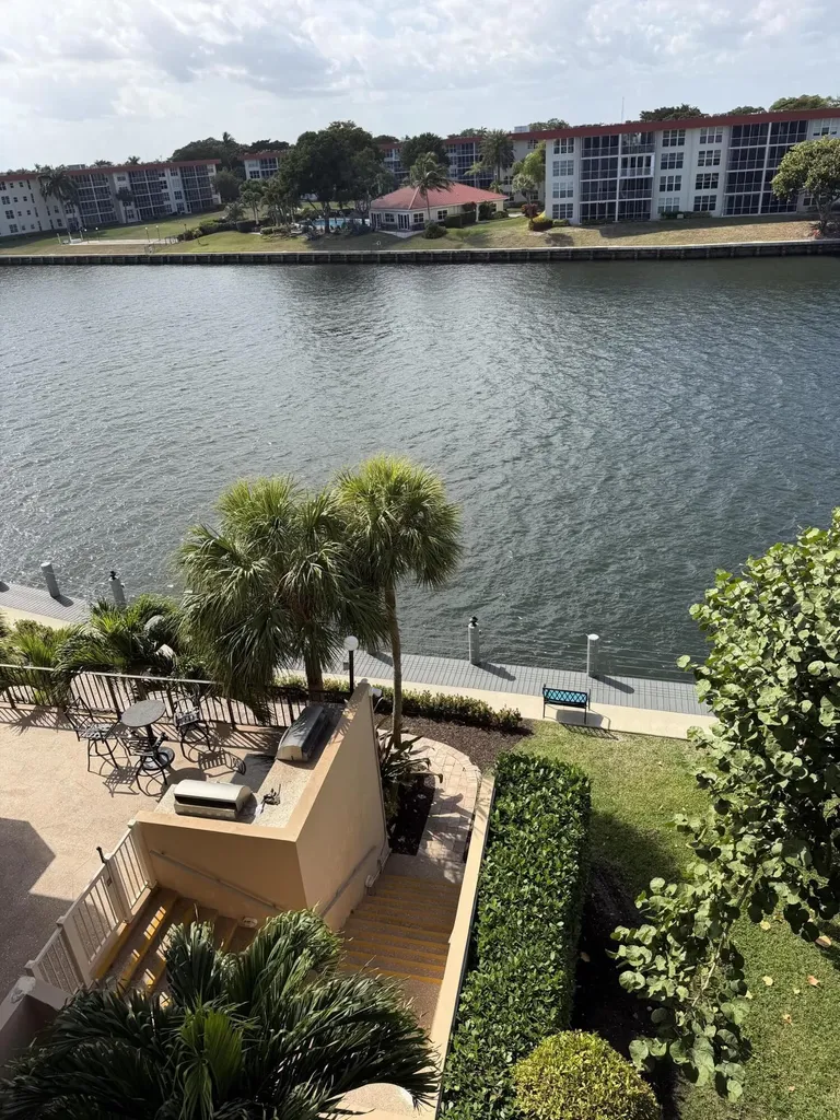 1150 Hillsboro Mile Hillsboro Beach FL 33062