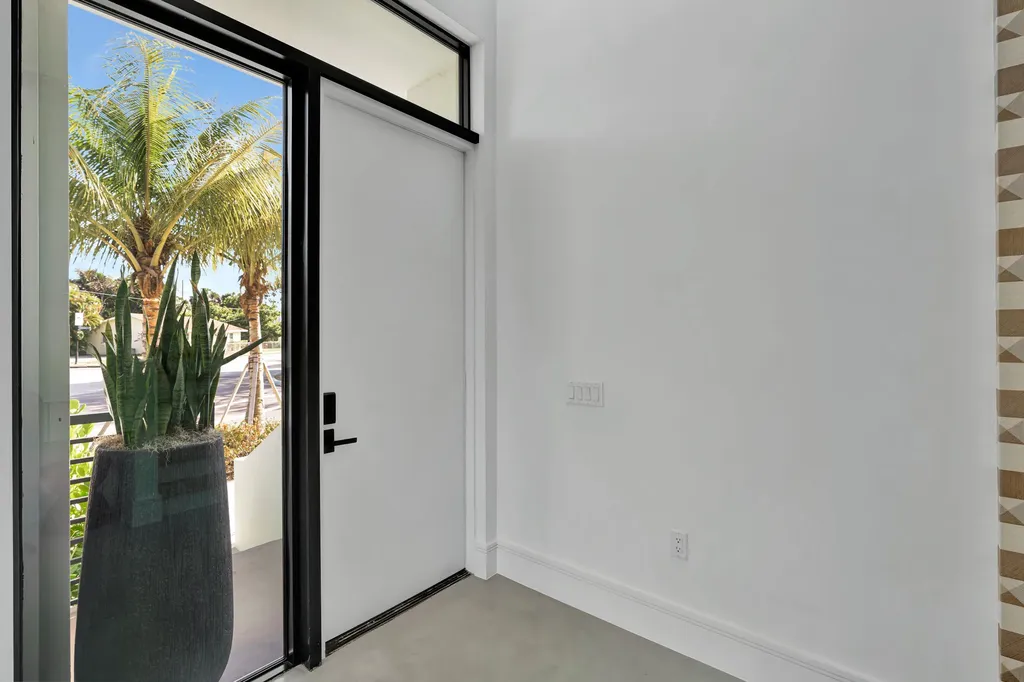 1901 Dock Street West Palm Beach FL 33401