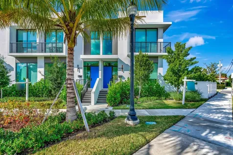 1901 Dock Street West Palm Beach FL 33401