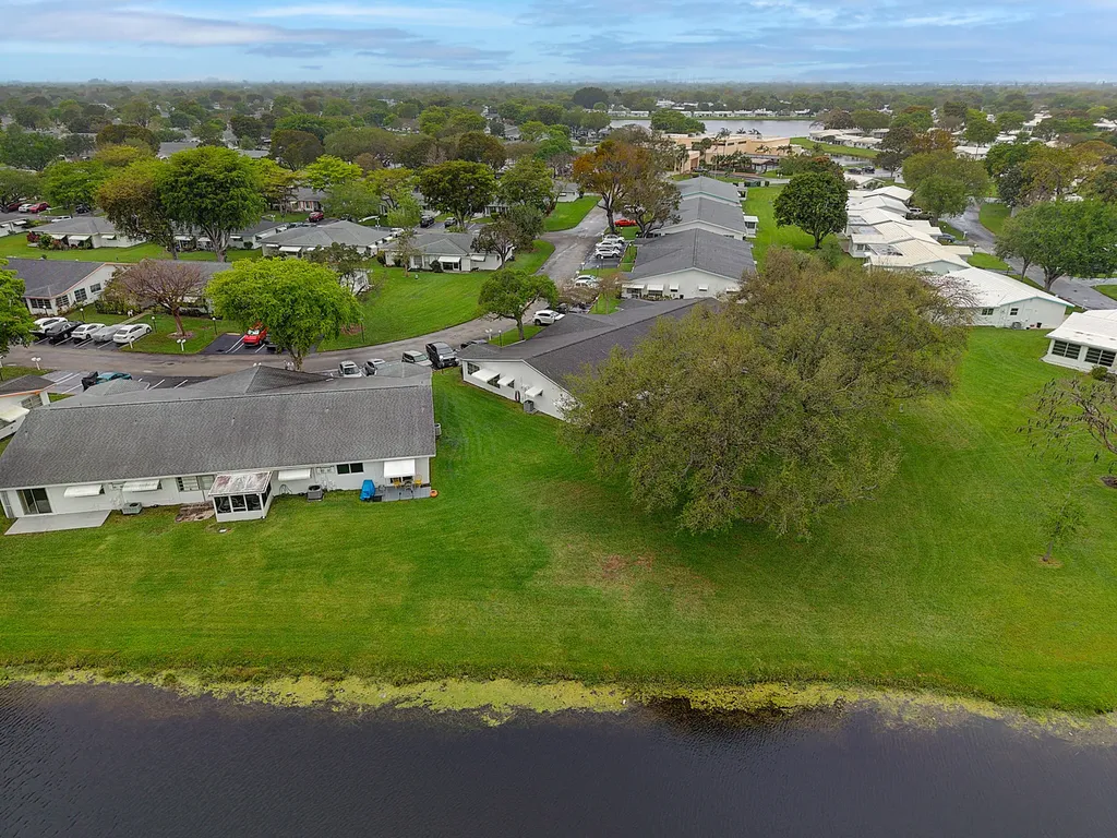 8423 NW 12th Street Plantation FL 33322