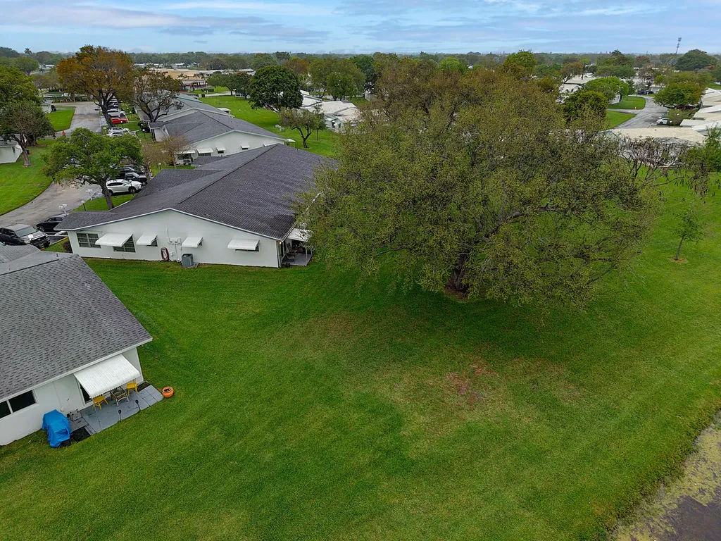 8423 NW 12th Street Plantation FL 33322