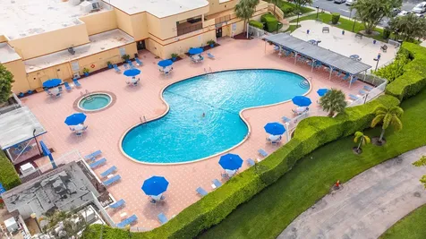 8423 NW 12th Street Plantation FL 33322