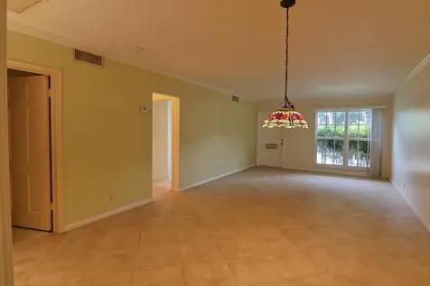 770 E Camino Real Boca Raton FL 33432