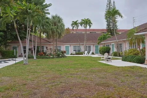 770 E Camino Real Boca Raton FL 33432