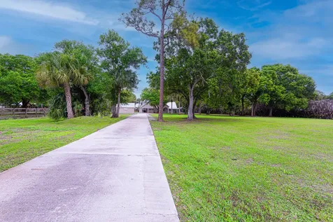 17280 Hammock Lane Port St Lucie FL 34987