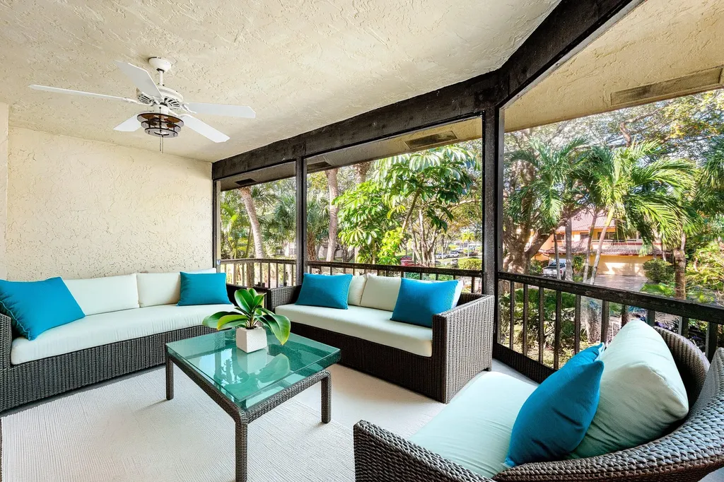 5294 10th Fairway Drive Delray Beach FL 33484