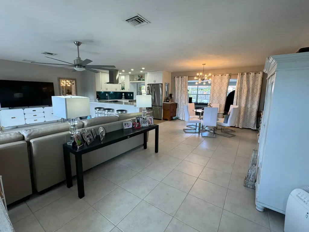 2099 S Conference Drive Boca Raton FL 33486