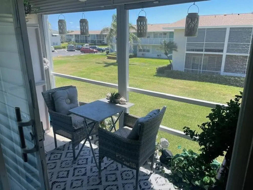 620 W Horizons W Boynton Beach FL 33435