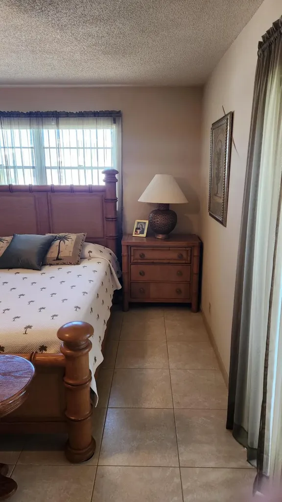 96 Andover D West Palm Beach FL 33417