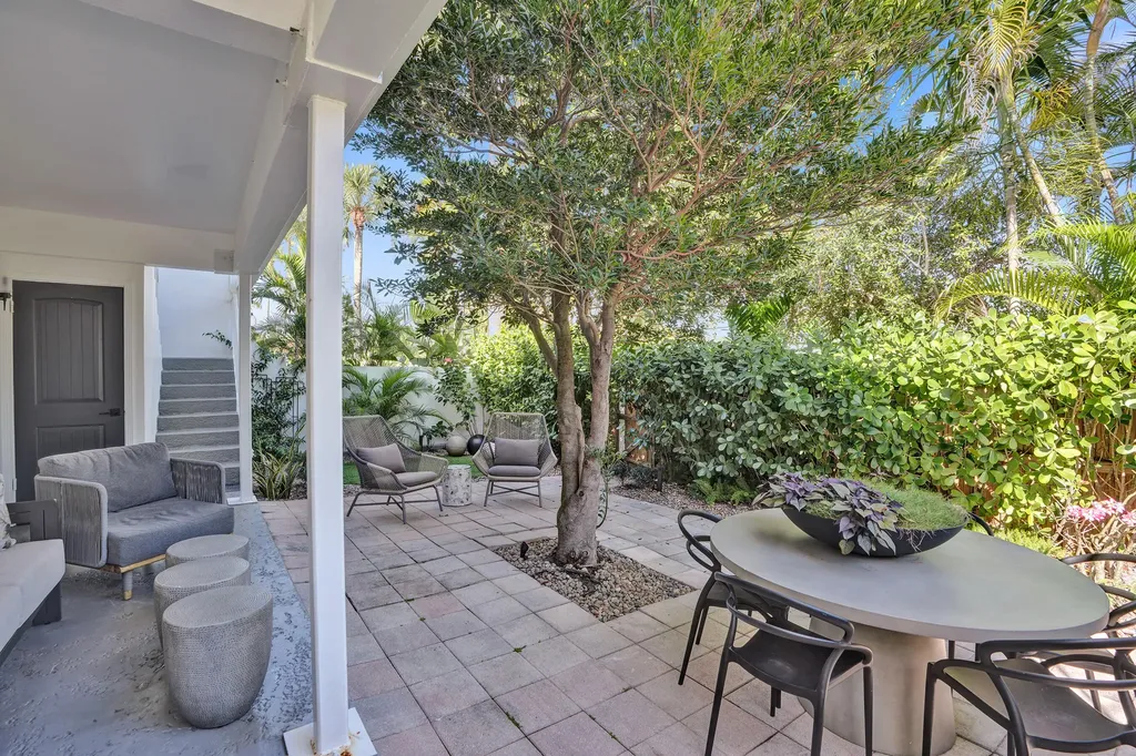 2430 SE 17th Street Fort Lauderdale FL 33316