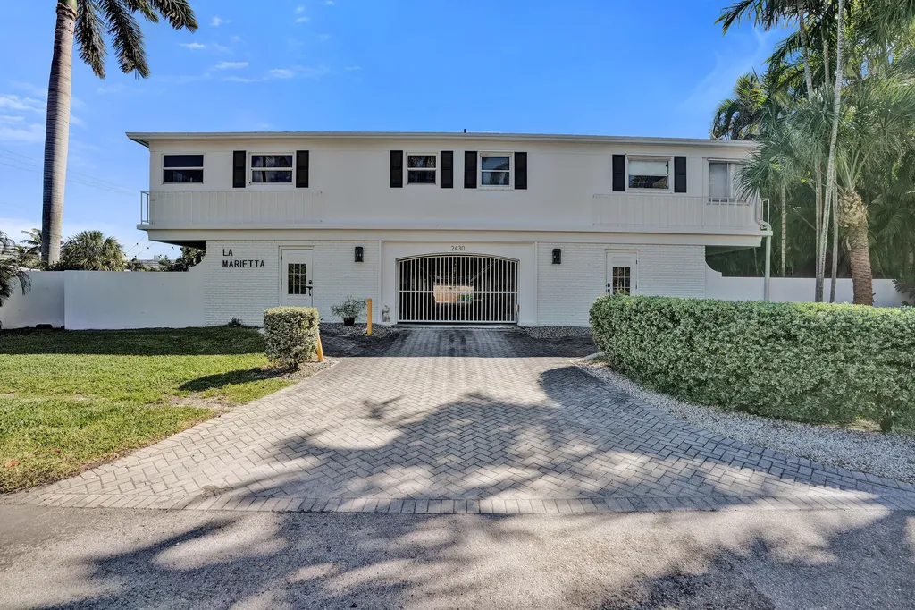 2430 SE 17th Street Fort Lauderdale FL 33316
