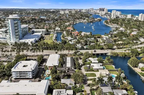 2430 SE 17th Street Fort Lauderdale FL 33316