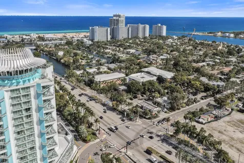 2430 SE 17th Street Fort Lauderdale FL 33316
