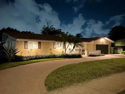 4704 Fillmore Street Hollywood FL 33021