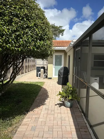 4704 Fillmore Street Hollywood FL 33021