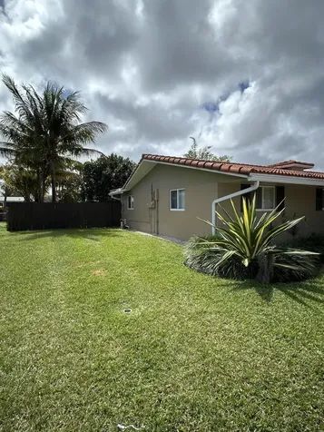 4704 Fillmore Street Hollywood FL 33021