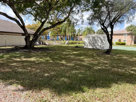 7233 Ashmont Circle Tamarac FL 33321
