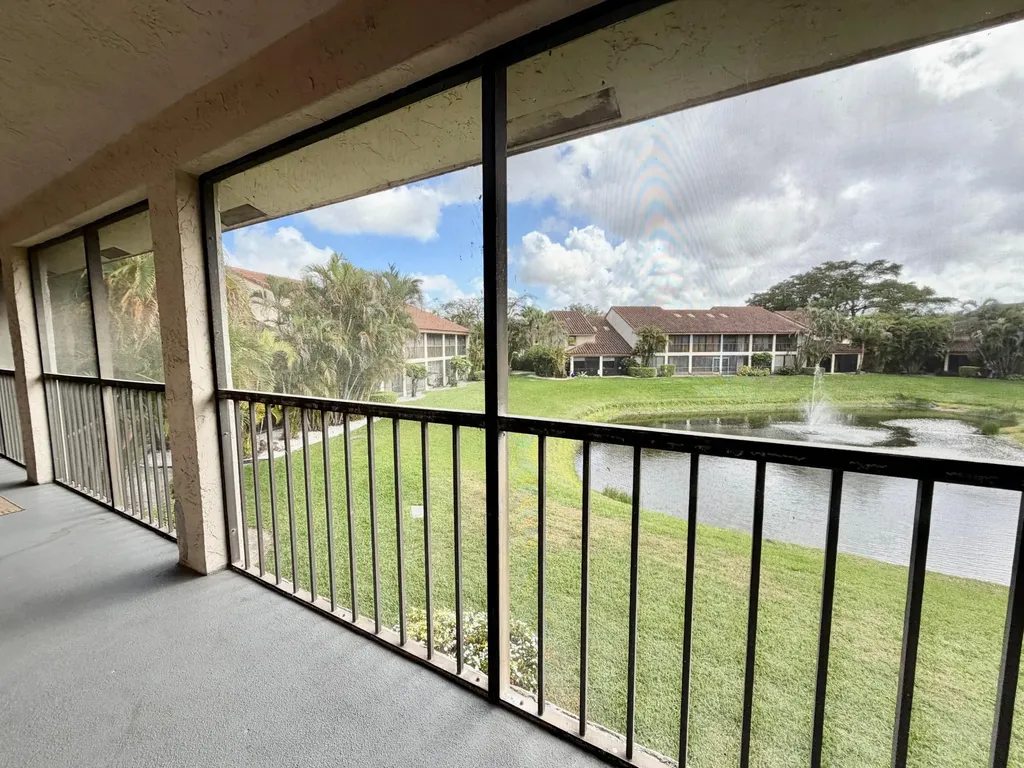 7935 La Mirada Drive Boca Raton FL 33433