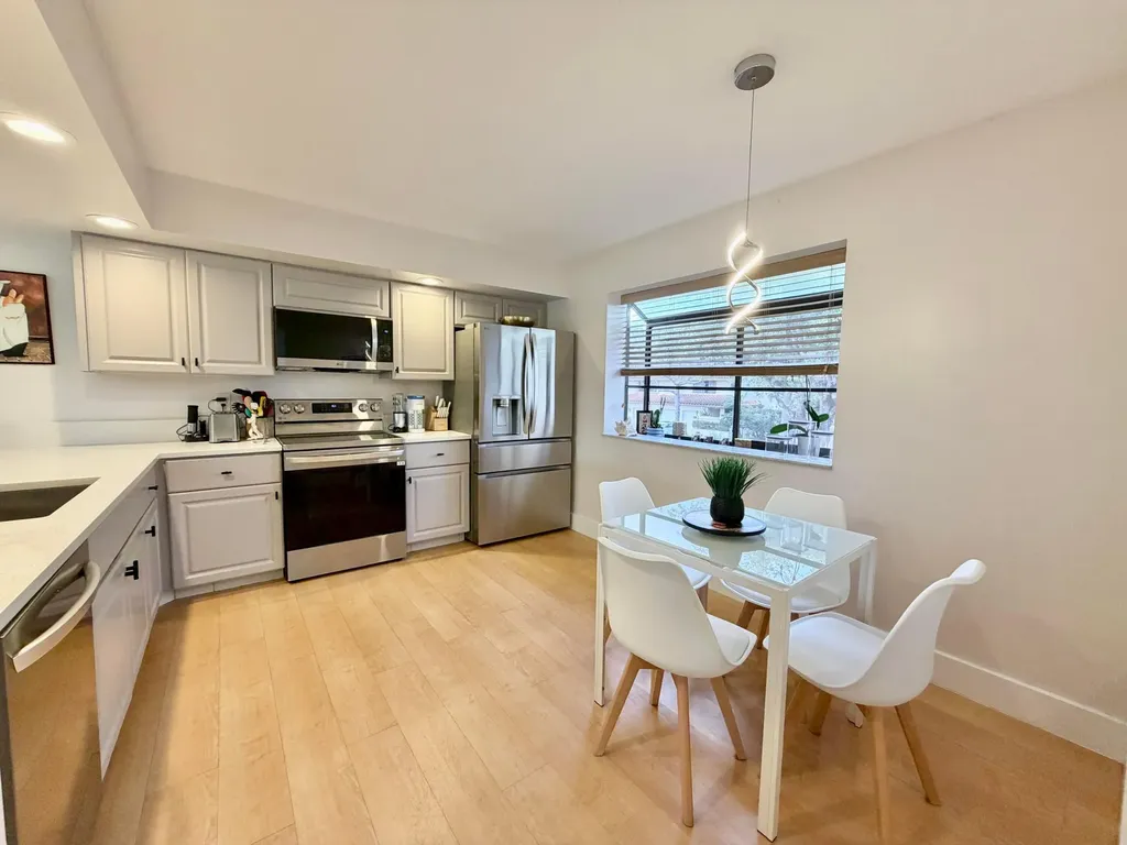 7935 La Mirada Drive Boca Raton FL 33433
