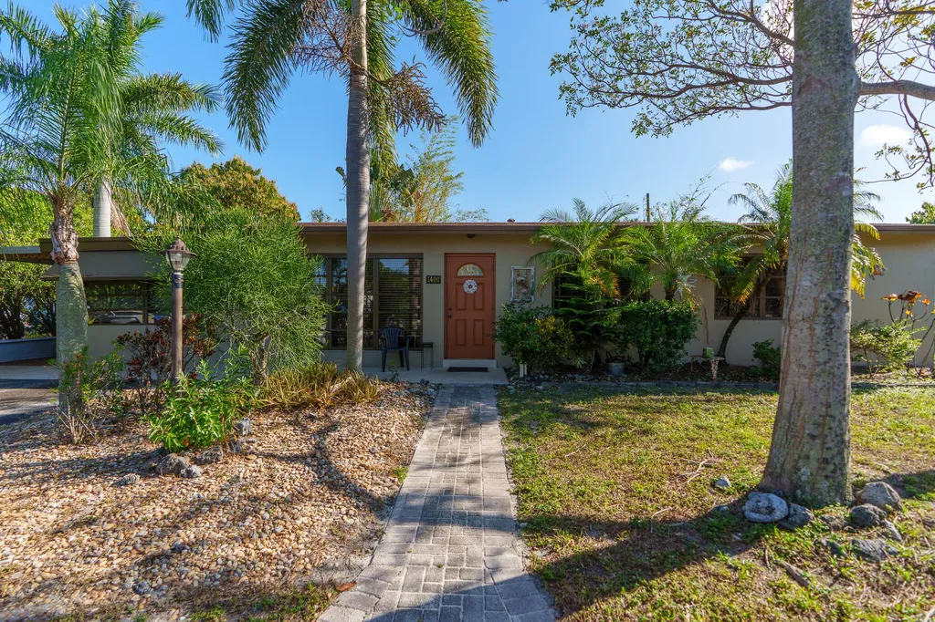 1400 NE 24th Street Pompano Beach FL 33064