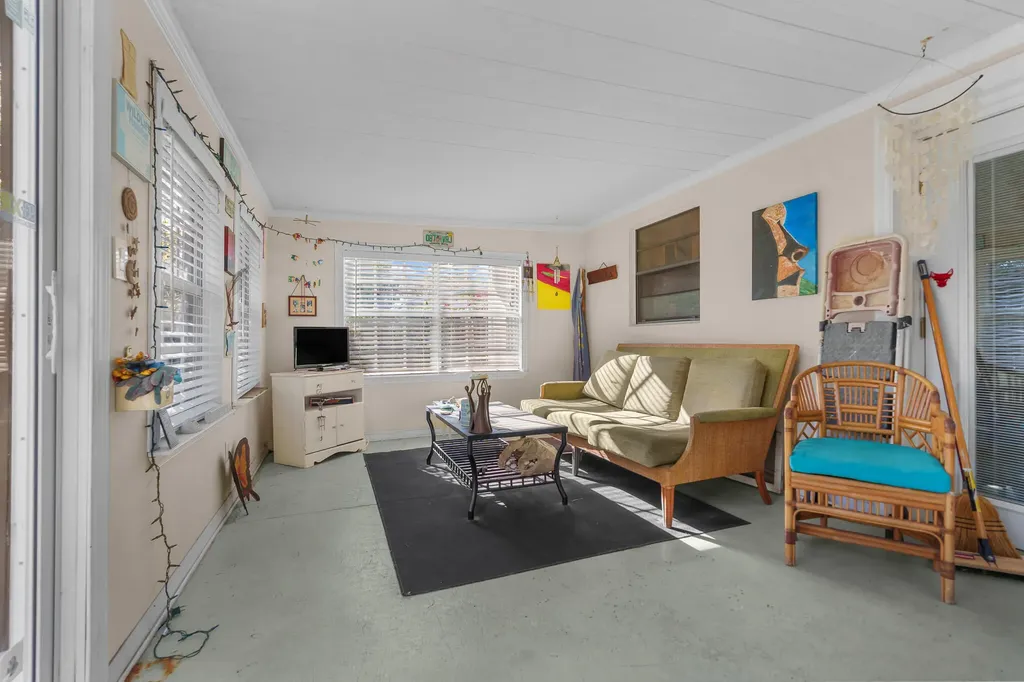 1400 NE 24th Street Pompano Beach FL 33064