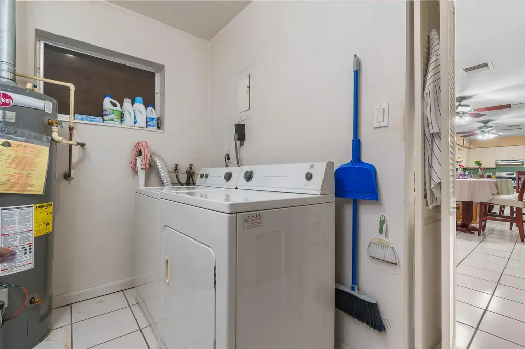 1400 NE 24th Street Pompano Beach FL 33064