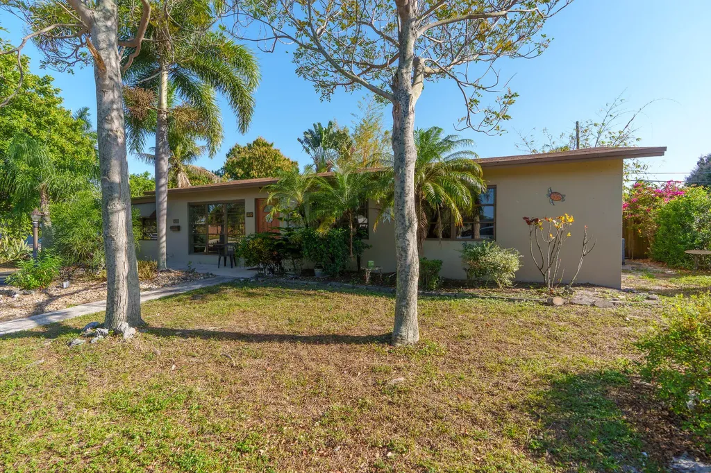 1400 NE 24th Street Pompano Beach FL 33064