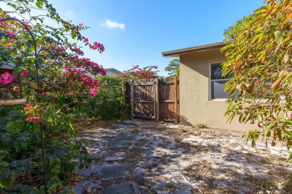 1400 NE 24th Street Pompano Beach FL 33064