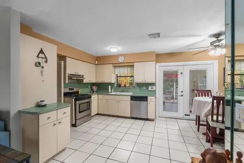 1400 NE 24th Street Pompano Beach FL 33064