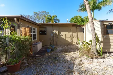 1400 NE 24th Street Pompano Beach FL 33064