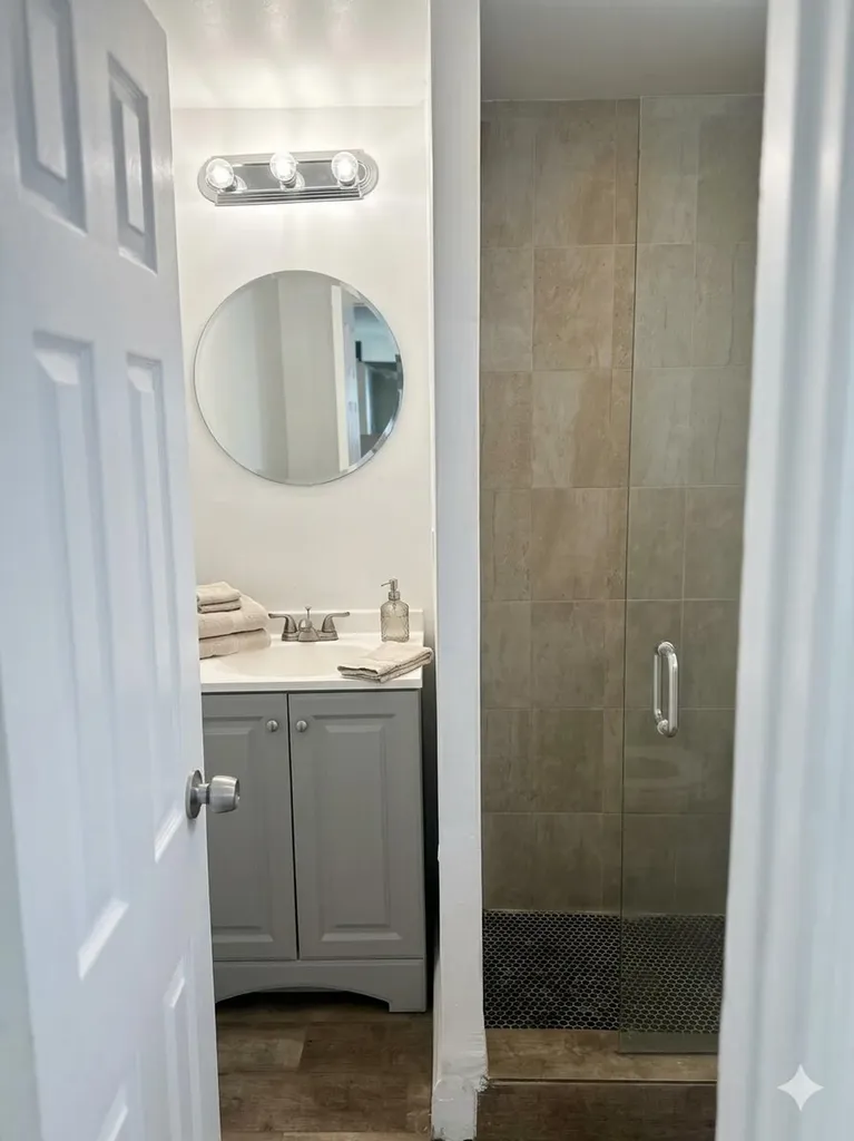 1527 NW 63rd Street Miami FL 33147