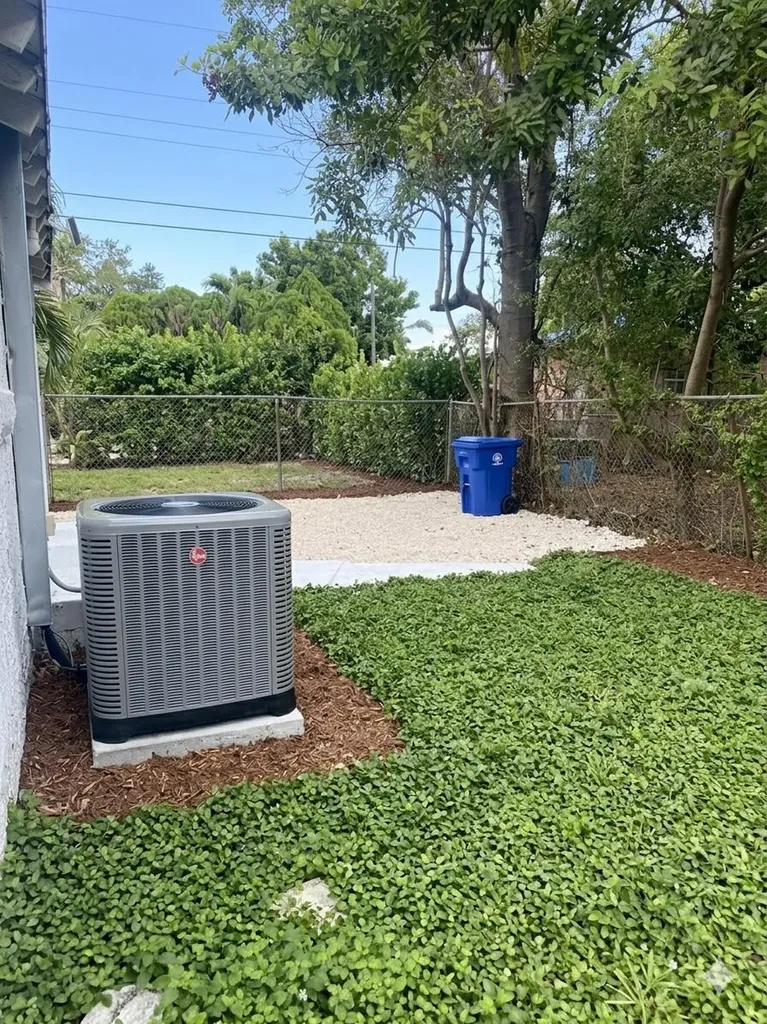 1527 NW 63rd Street Miami FL 33147