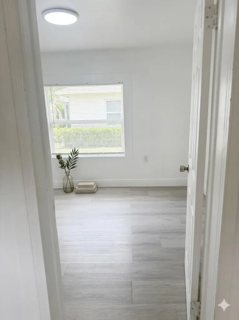 1527 NW 63rd Street Miami FL 33147