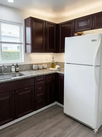 1527 NW 63rd Street Miami FL 33147