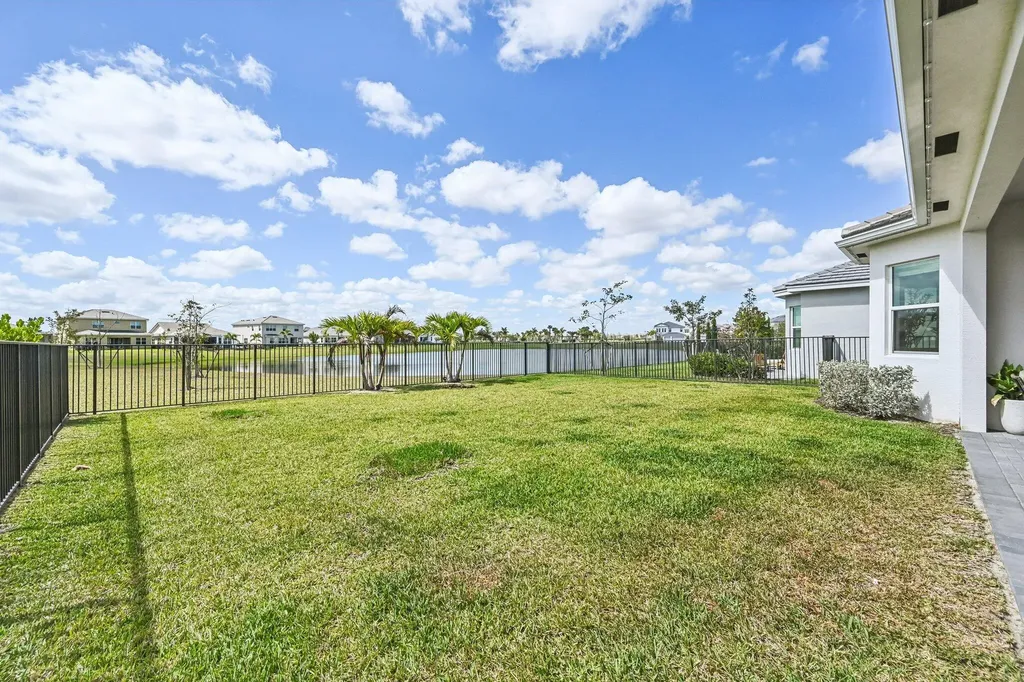 14148 Lacebark Lane Westlake FL 33470