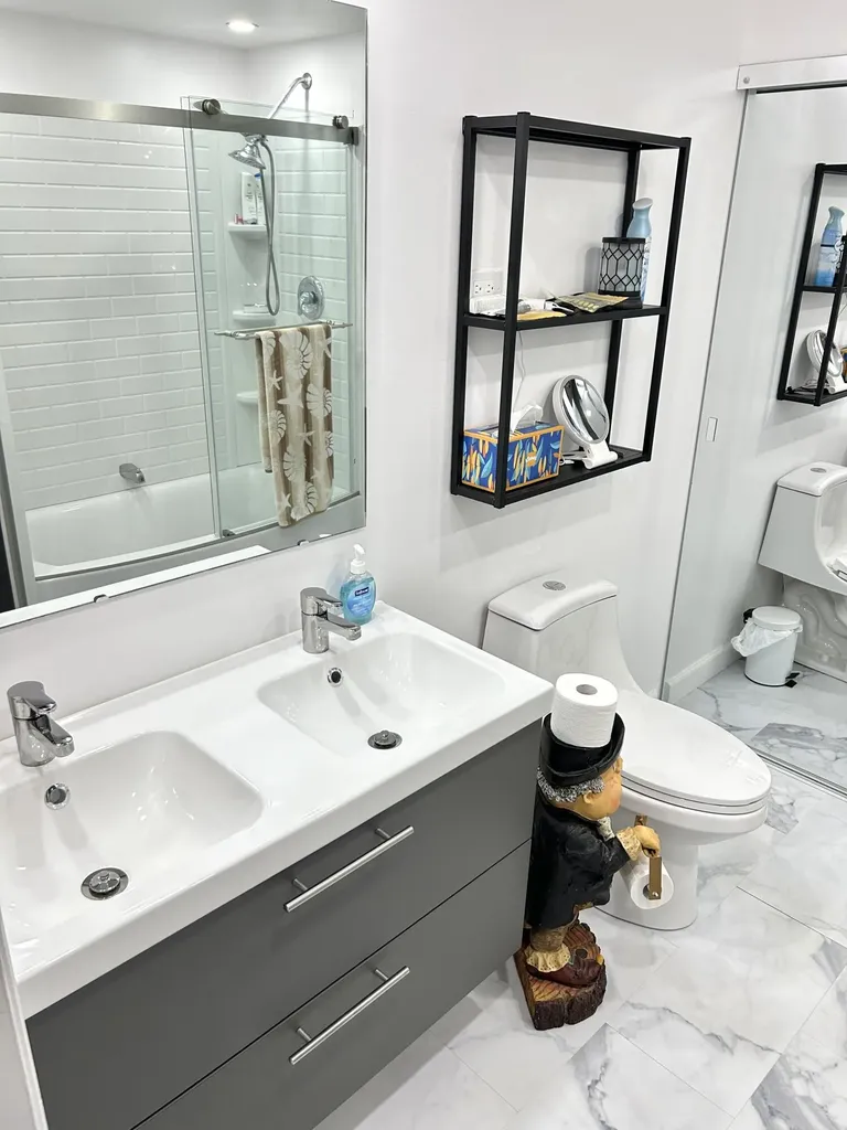 111 Alamanda Lane Deerfield Beach FL 33442