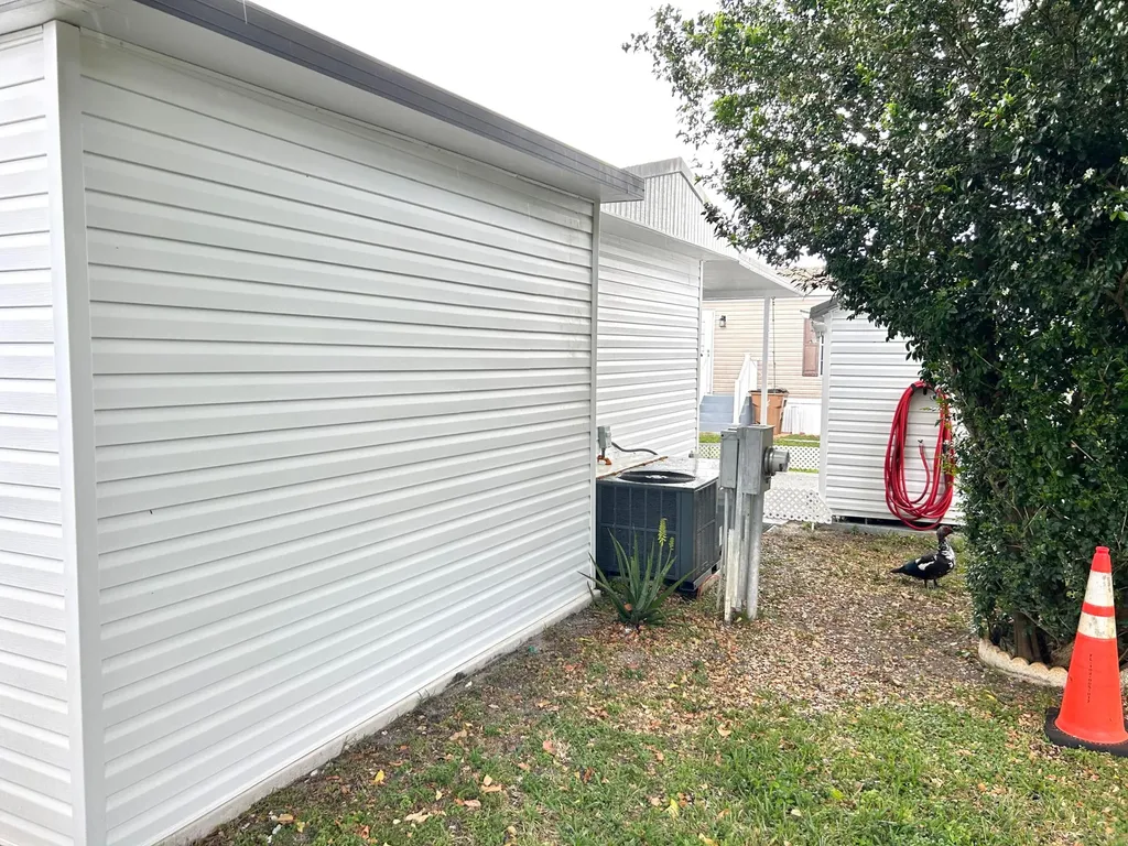111 Alamanda Lane Deerfield Beach FL 33442