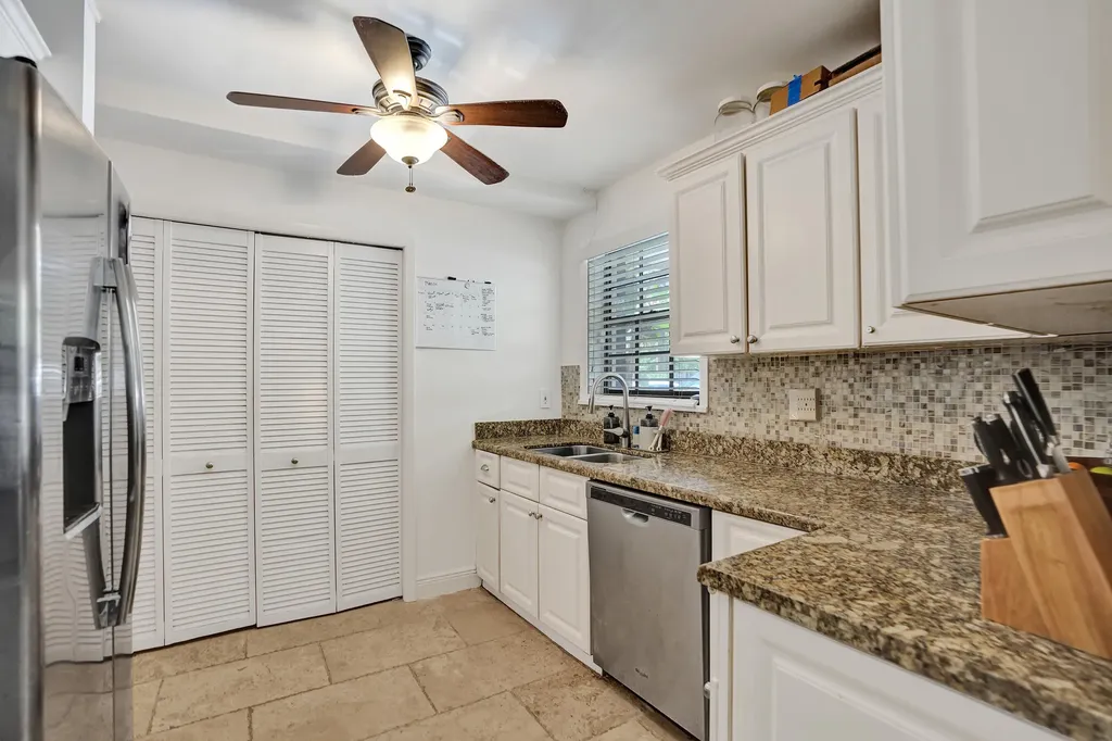 905 SE 12th Court Fort Lauderdale FL 33316